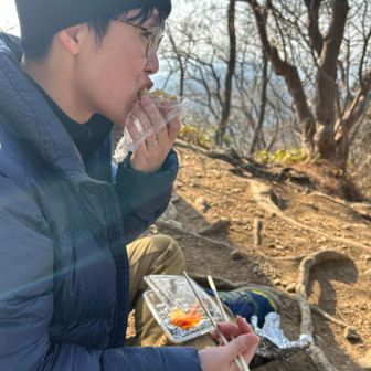 太平山に行く前に…お昼休憩🍙