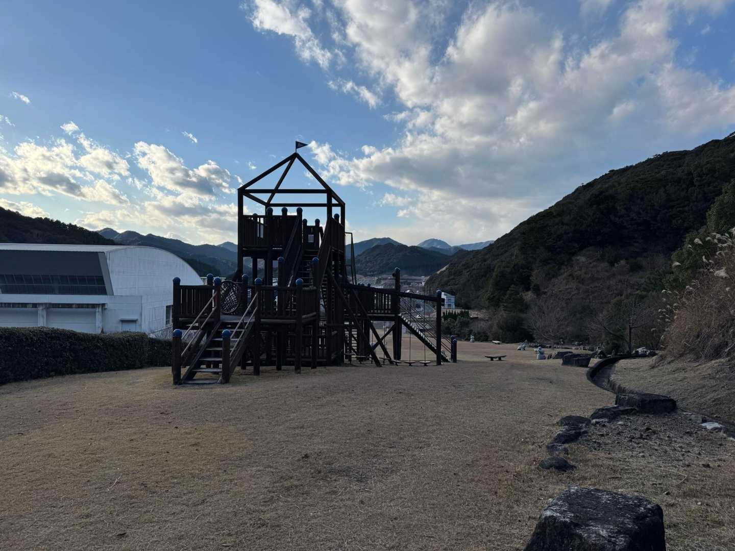 竜宮公園に戻ってきました。