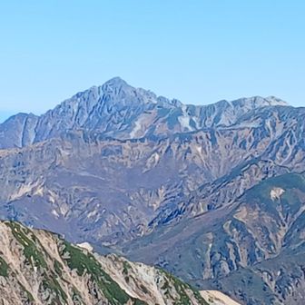 劔岳のよく見えるところで休憩+燃料補給