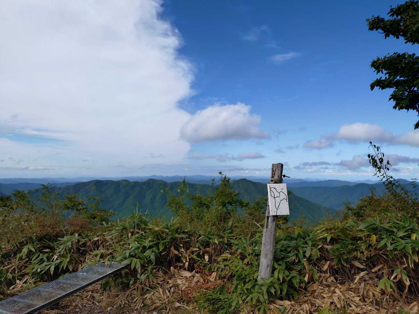 莇ヶ岳 往復コースの写真