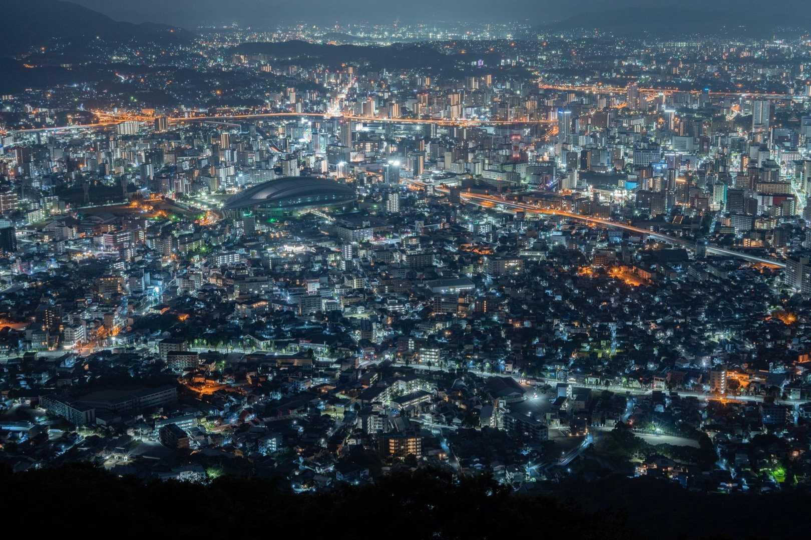 目をつぶって、もう一度❣️❣️、

１、２、の３👀。

嘘じゃな〜い😍❣️。

美しすぎる〜〜🌃。

大興奮❤️‍🔥。