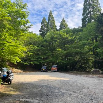 天気が下り坂だと思って
お手軽鎌ヶ岳にしましたが
曇る気配すら無い！
でもたまにはぬるい山行も良いものです
お疲れ様でした〜