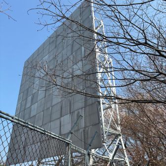 反射板の山頂は・・・ウロウロ探しまくって💦