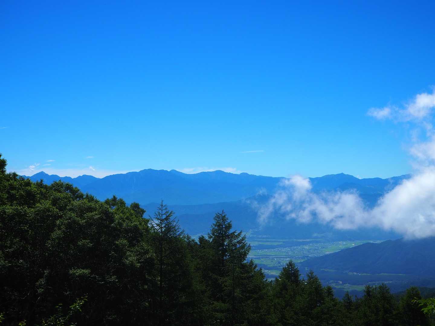 北沢山遊歩道からの南アルプス
