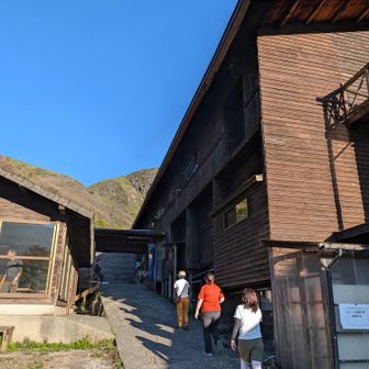 ２日目
朝食はお弁当で早めに食べて、７字に出発
長者原を10時のバスに乗ります