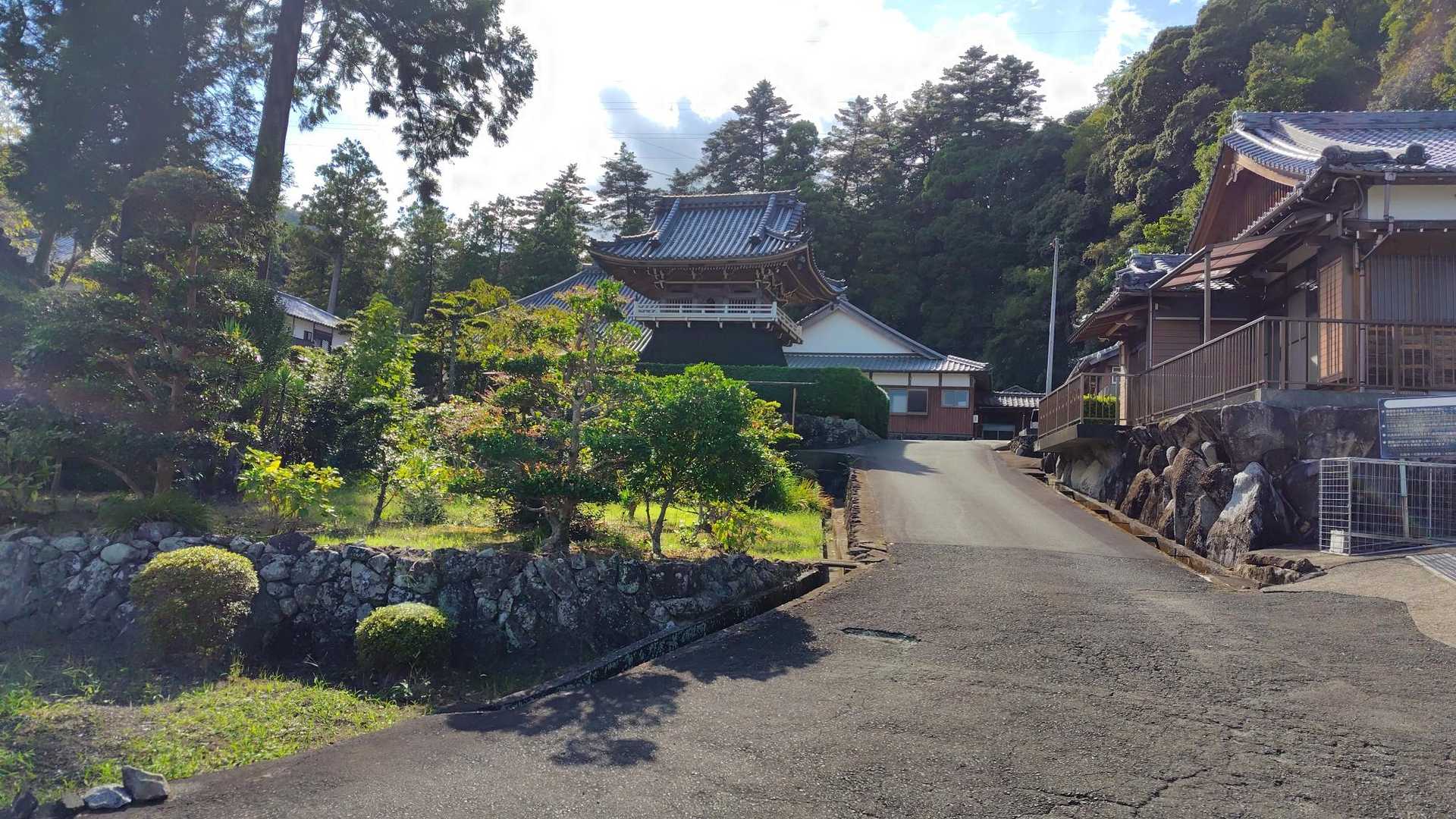 浄眼寺さん、いつもお世話になっています