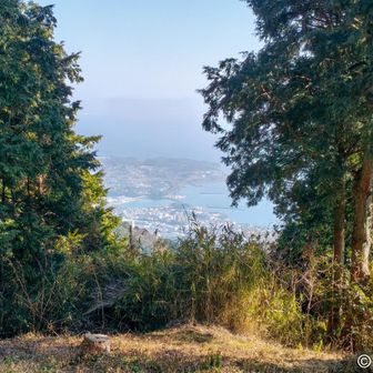 A bit of a view from the 4th peak.