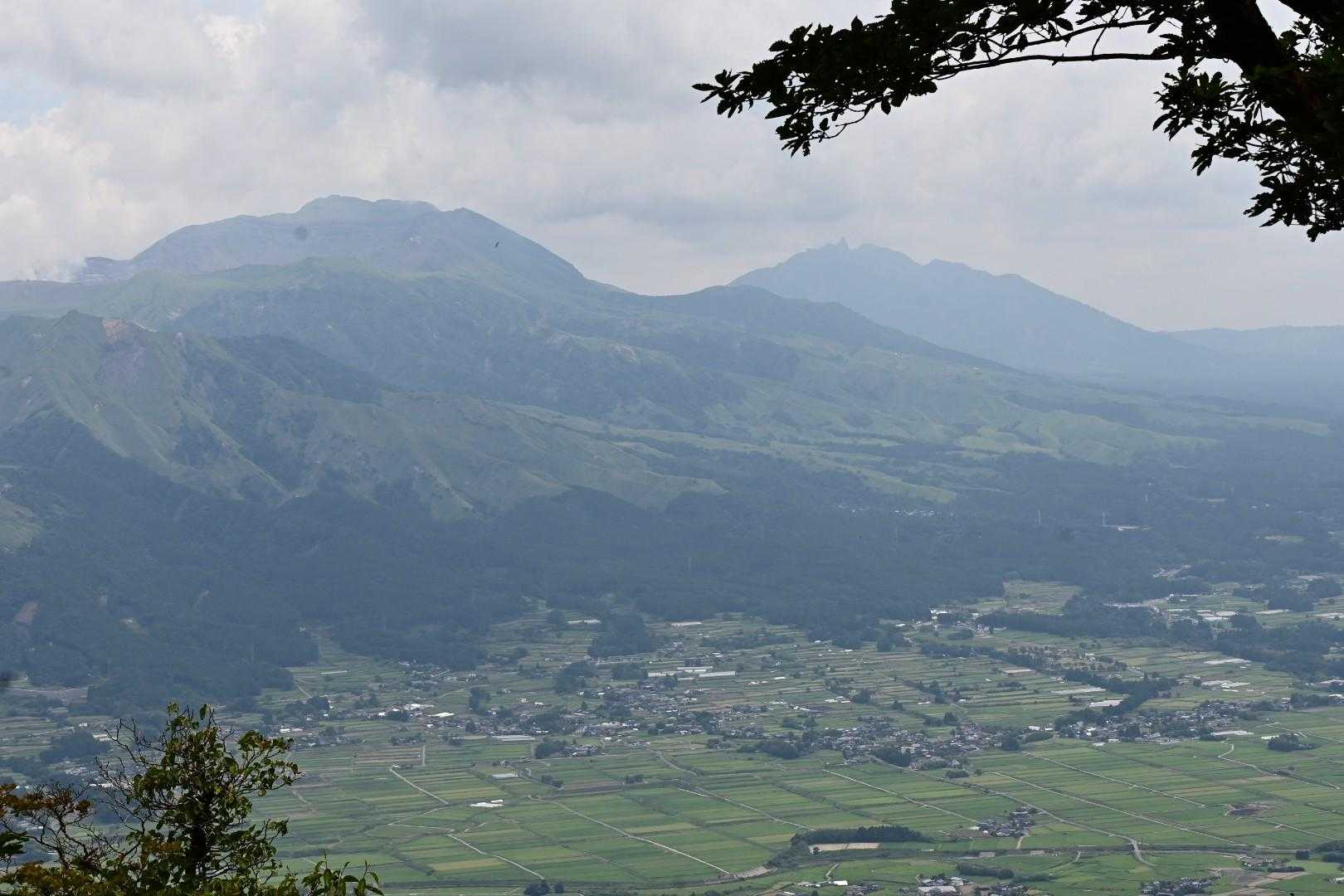 地蔵峠-大矢岳-冠ヶ岳-大矢野岳-太郎ヶ迫-駒返峠 縦走コースの写真