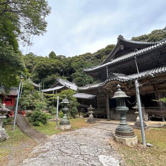 青峯山　正福寺
海上安全を祈願するために子供の頃正月にお参りに来ていた
実家からは錦峠や南島を越え道も今ほどよくなく1日がかりだったような