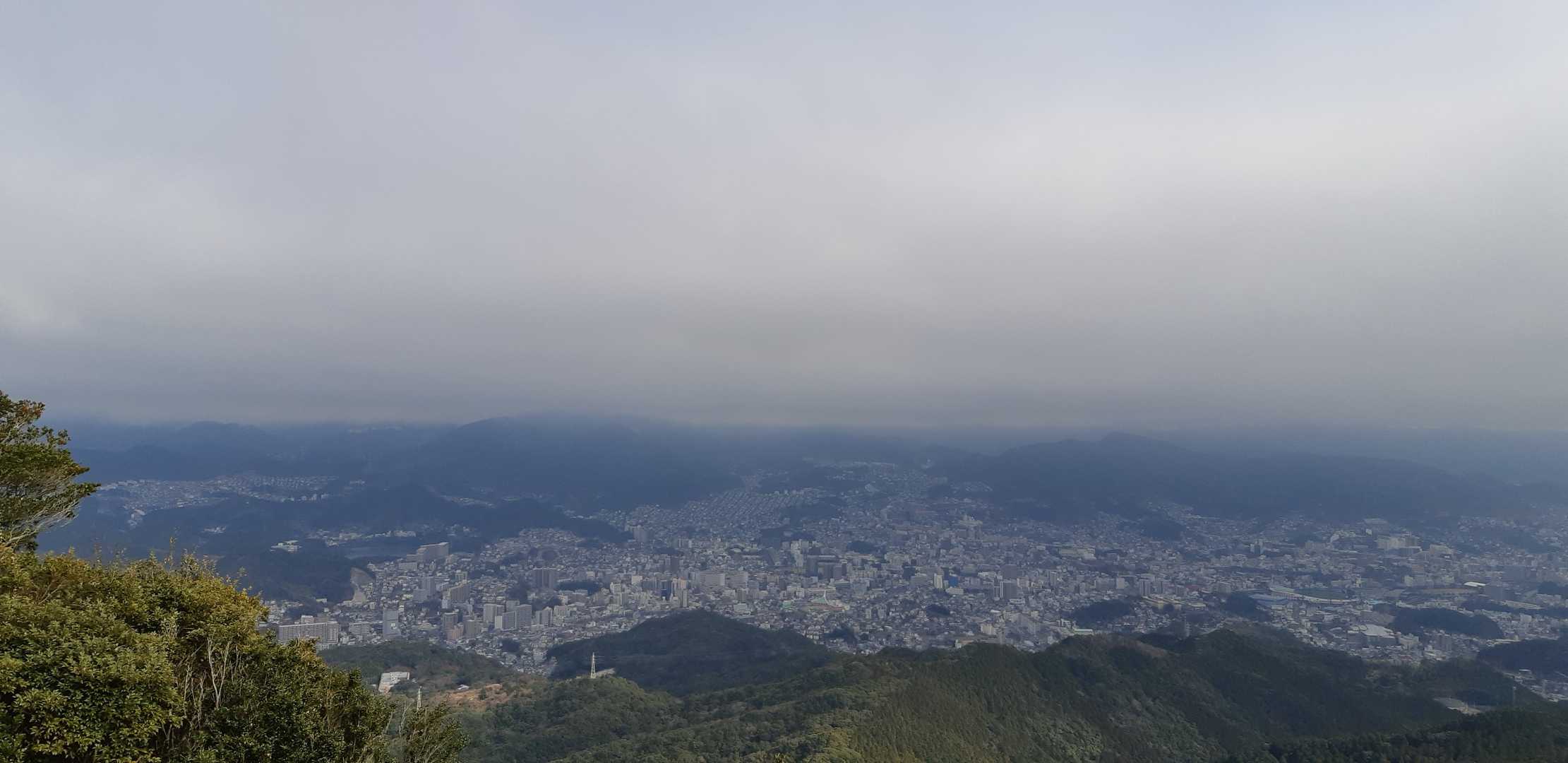 曇ってるので遠くは見え無いな✨