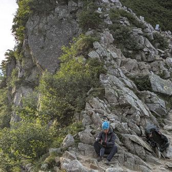 さて本格登り　
天狗山荘でテン泊していたジャンヌさんと一緒に登ることに