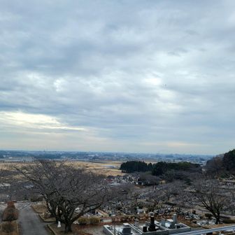 遠くに筑波山⛰️
肉眼ではうっすら見えたけど写真では…
(ヾﾉ･ω･`)