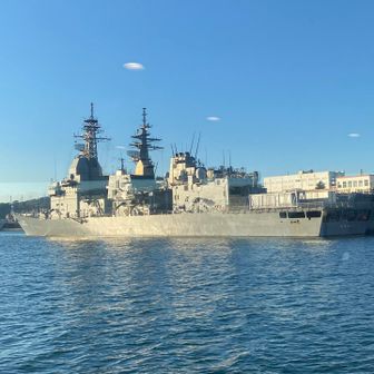 こちらは海上自衛隊