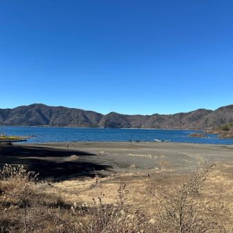 駐車場に帰ってきた。
