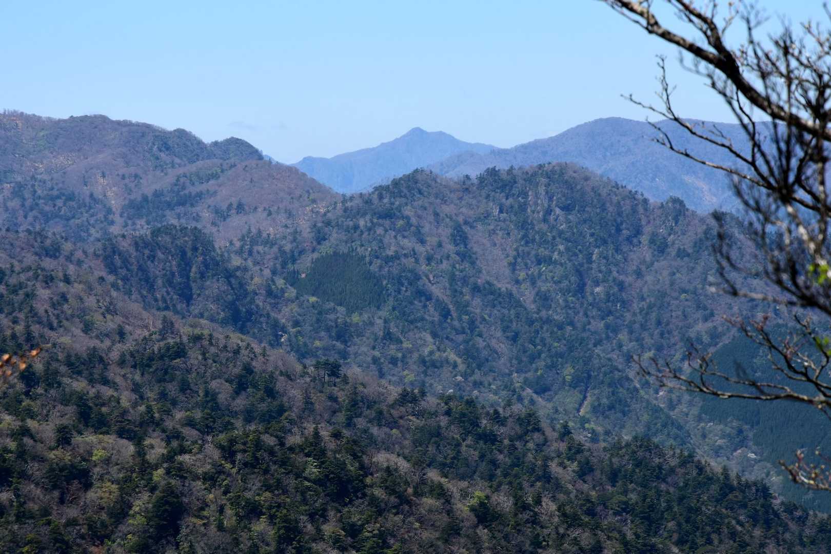 遠くには祖母山😍