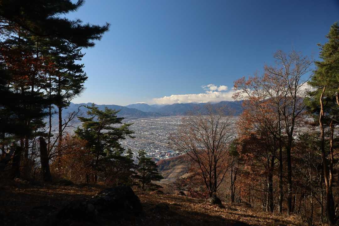 展望があって市街地が望める