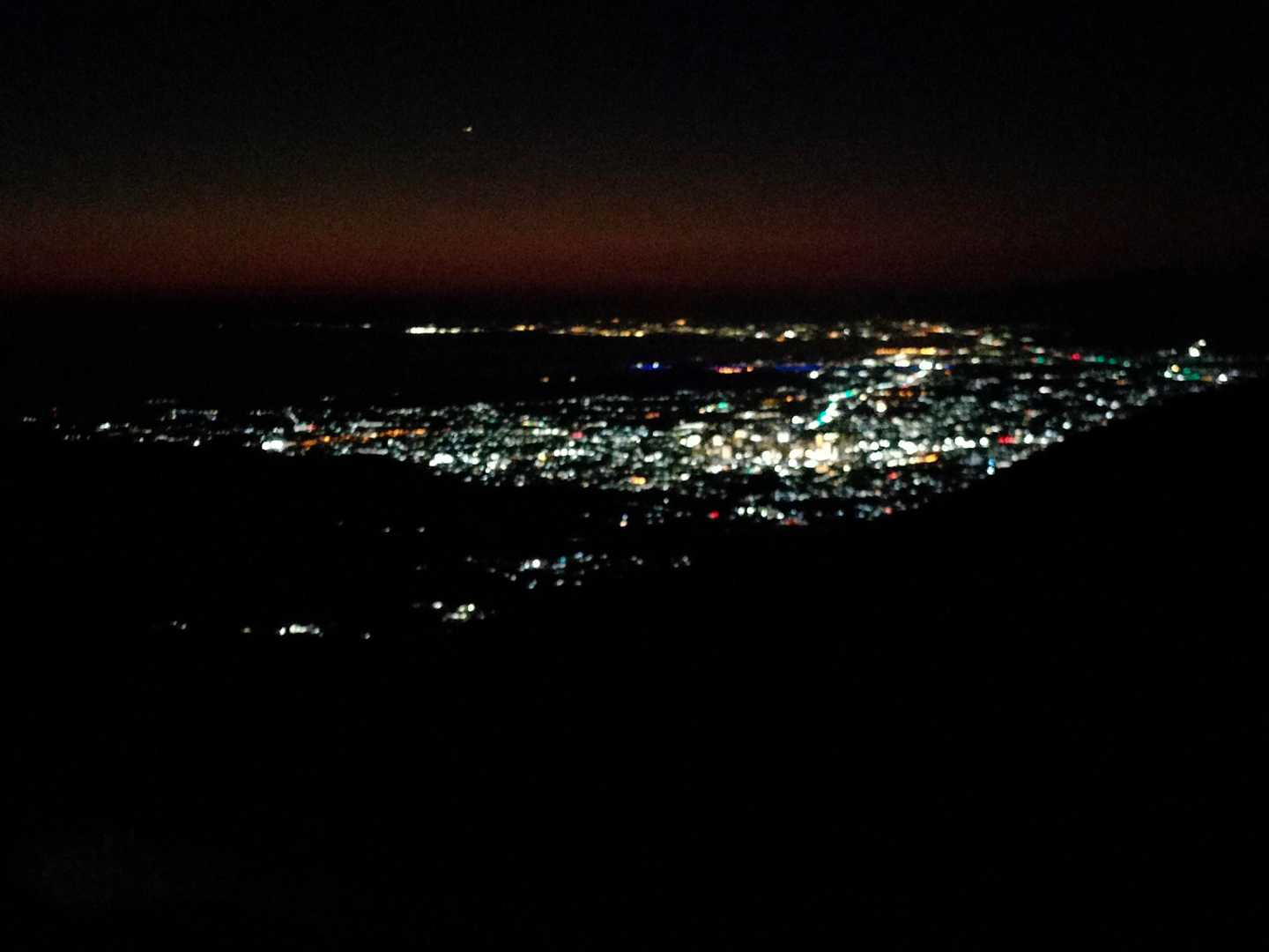 登山開始！
行橋市の夜景がきれい