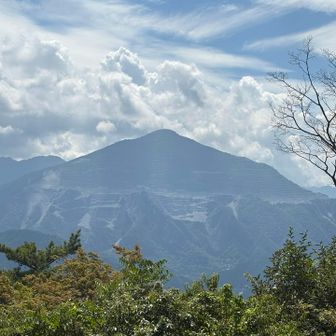 でも武甲山ドーン⛰️