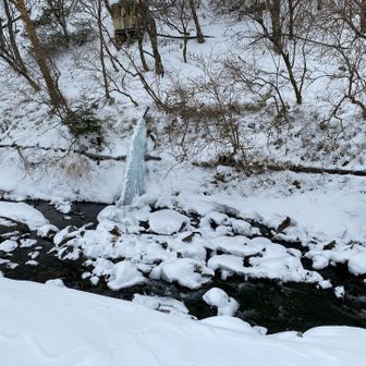 わー‼️すごい氷🧊
寒いんですね‼️