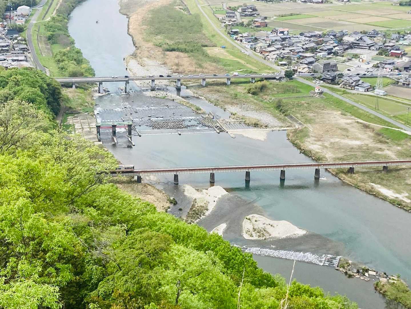 橋も素敵だ