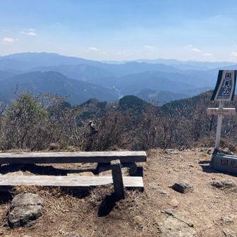 ベンチもありほっこり😄