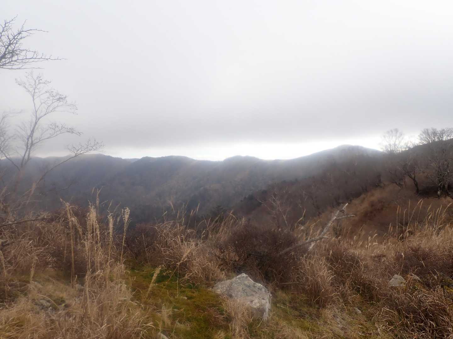天狗塚~西熊山は晴れてるのに