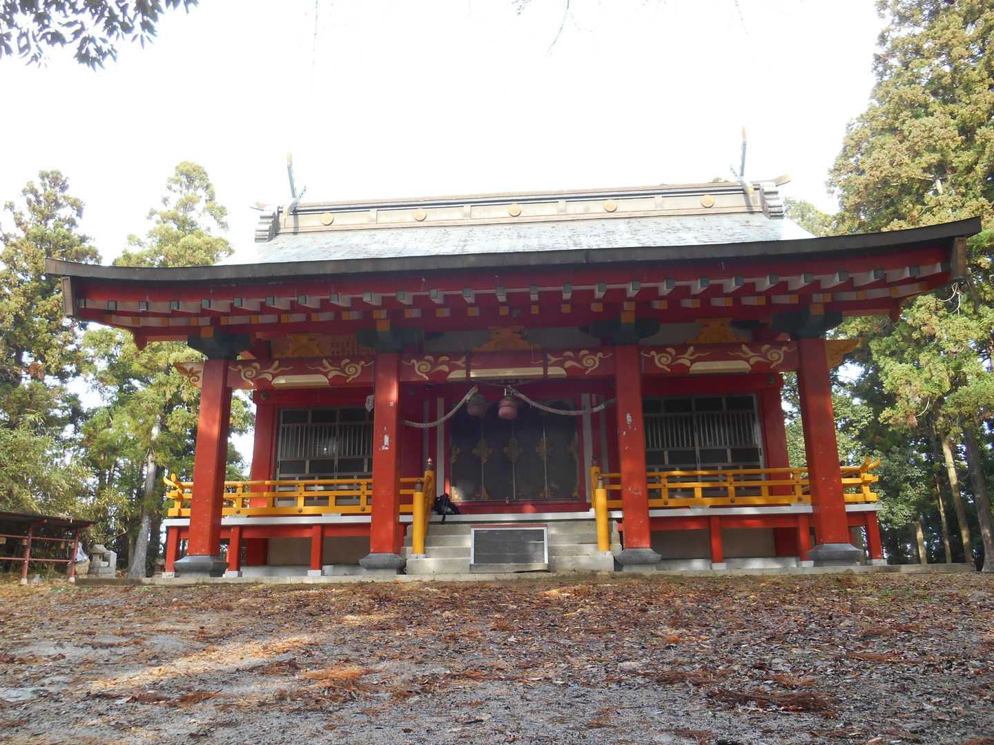 羽黒山山頂の羽黒神社です。
