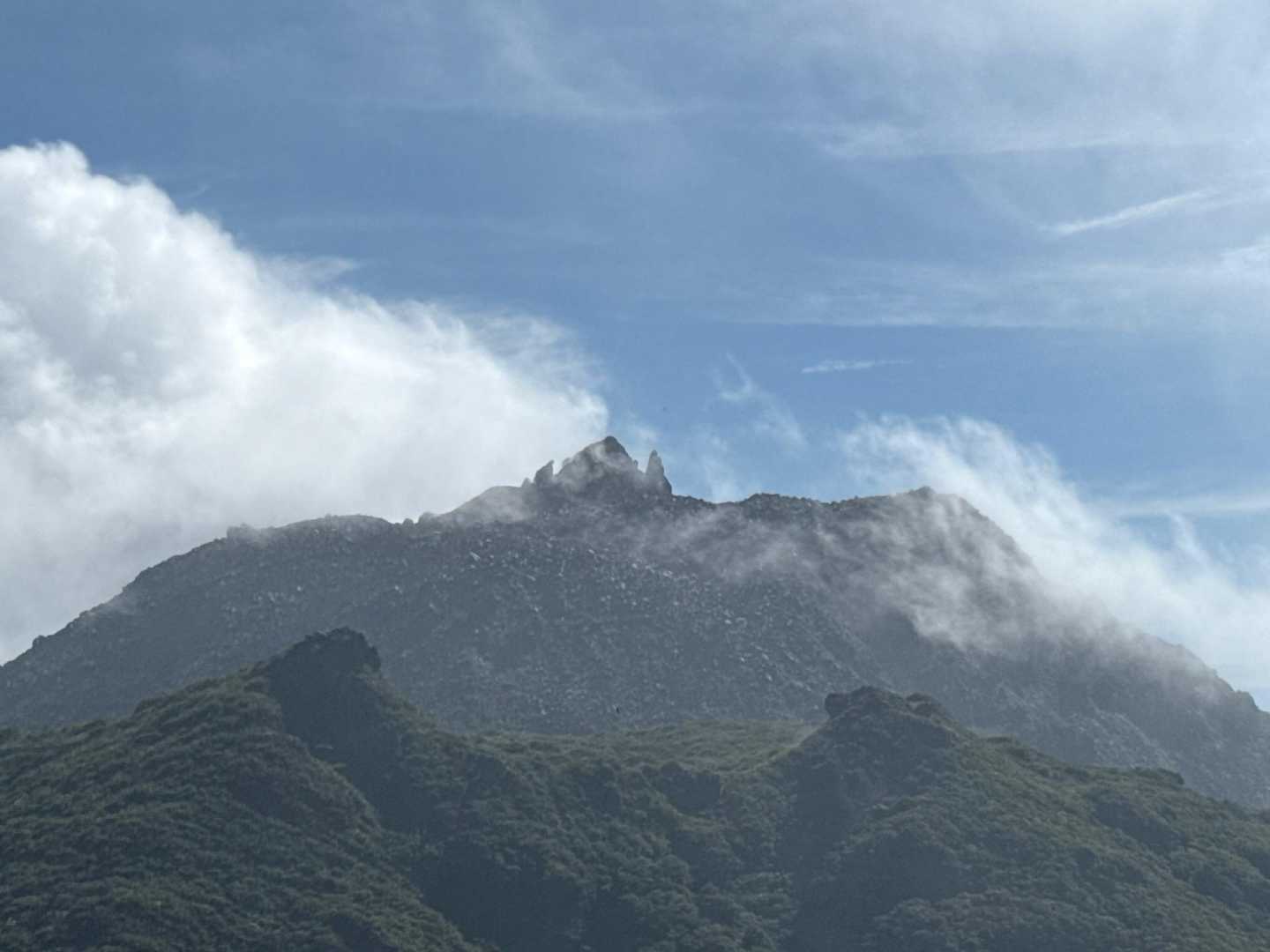 平成新山と普賢岳