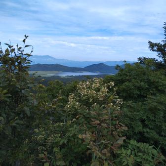 雄国沼方面