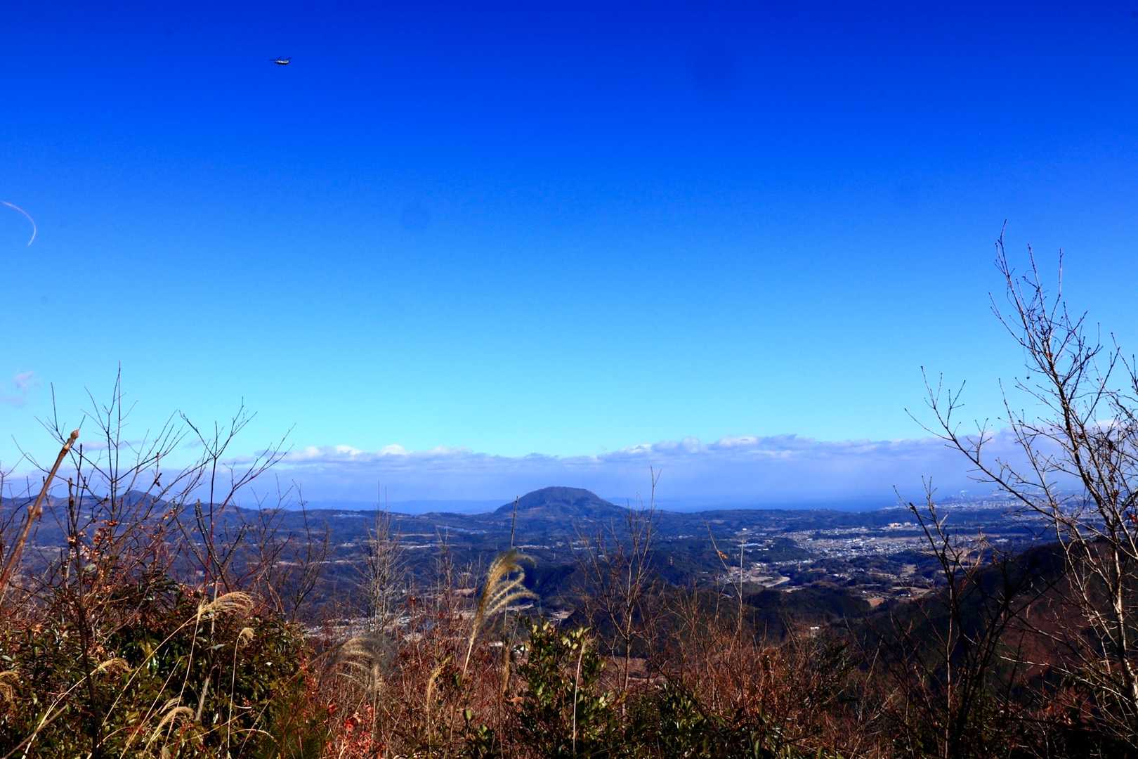 …なお、＂日本一の里山＂かどうかはわかりませんが…剣龍山では素晴らしいビューが得られるのは確かであります。
