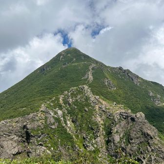 あそこへいくわよ。待ってろ、いわき。
葉っぱ咥えてねーよな。
知らんか？