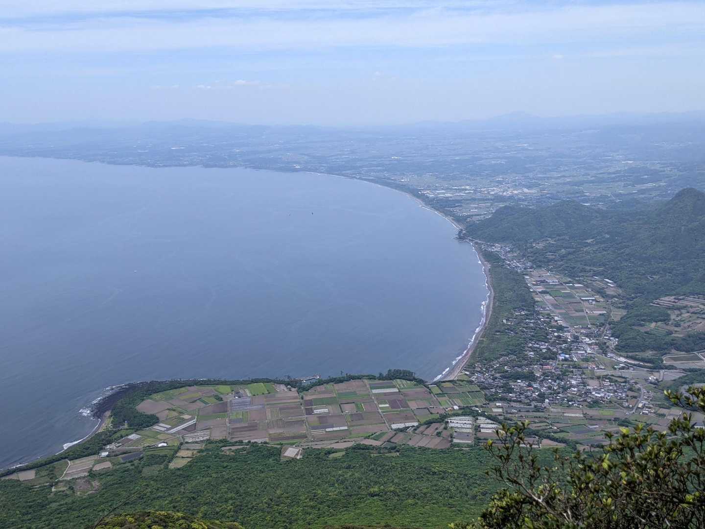 開聞岳 | 円錐が美しい百名山、薩摩富士を螺旋状に歩く定番コースの写真