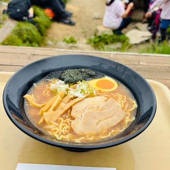 人気の山荘ラーメン🍜