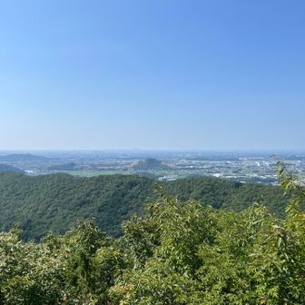前に各務原自然遺産の森からこの辺周回したなー。ルリオとジョビオがいっぱいいて楽しかった。ジョビ子の支配する森😀→https://yamap.com/activities/30260518