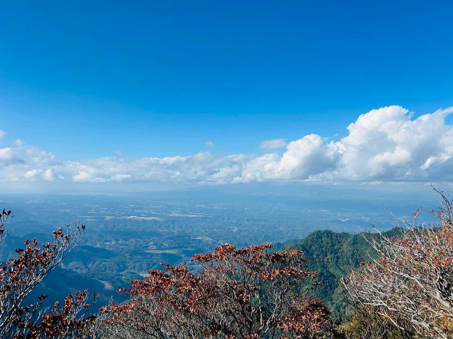 くじゅう連山はやっぱり雲かかって見えない😣
