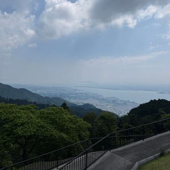 ケーブル延暦寺駅から琵琶湖大橋方面