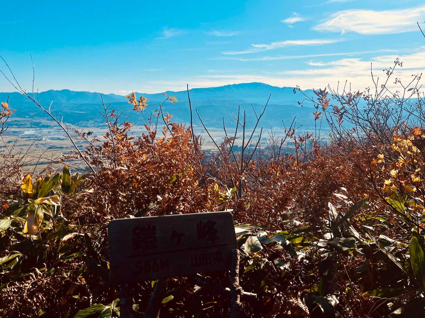 鎧ケ峰からの『月山』