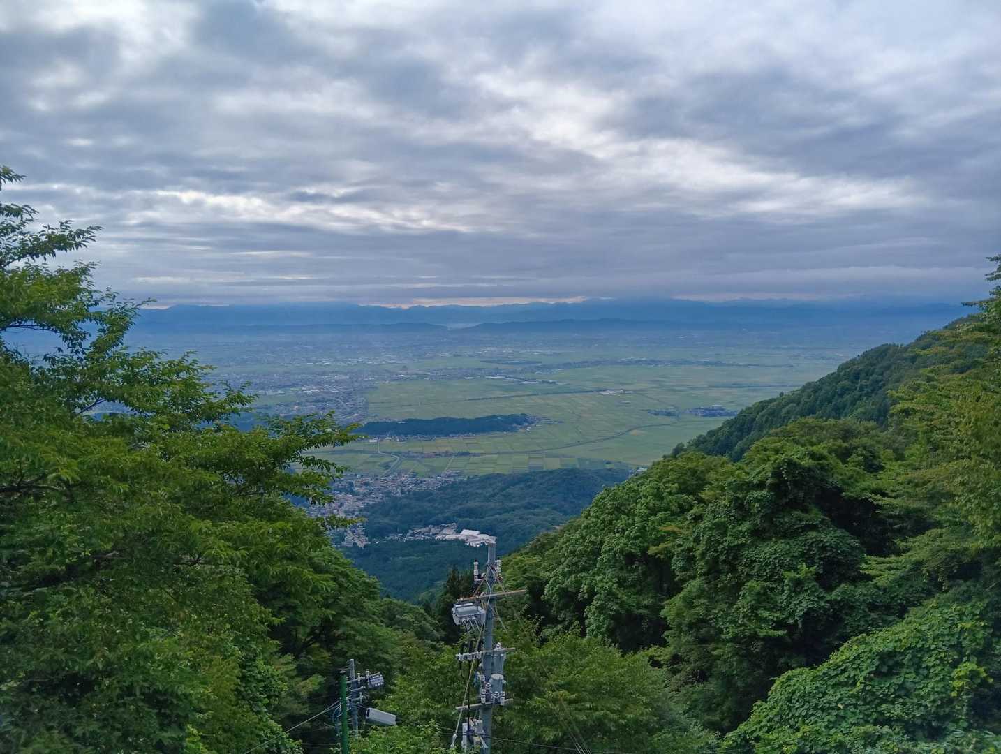 表参道コース | 彌彦神社から始まる、越後人の「心のふるさと」標高634mの霊峰の写真