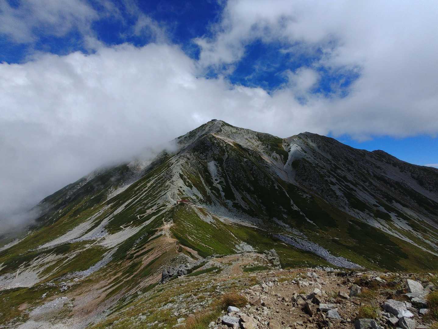 この方角(南から北に)からの立山カッコいい✨