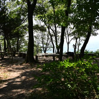 出逢いの広場、