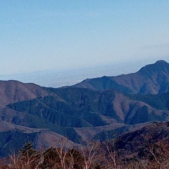 御前山〜大岳山の稜線