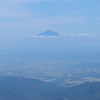 ガスがはれて、鳥海山が🙌