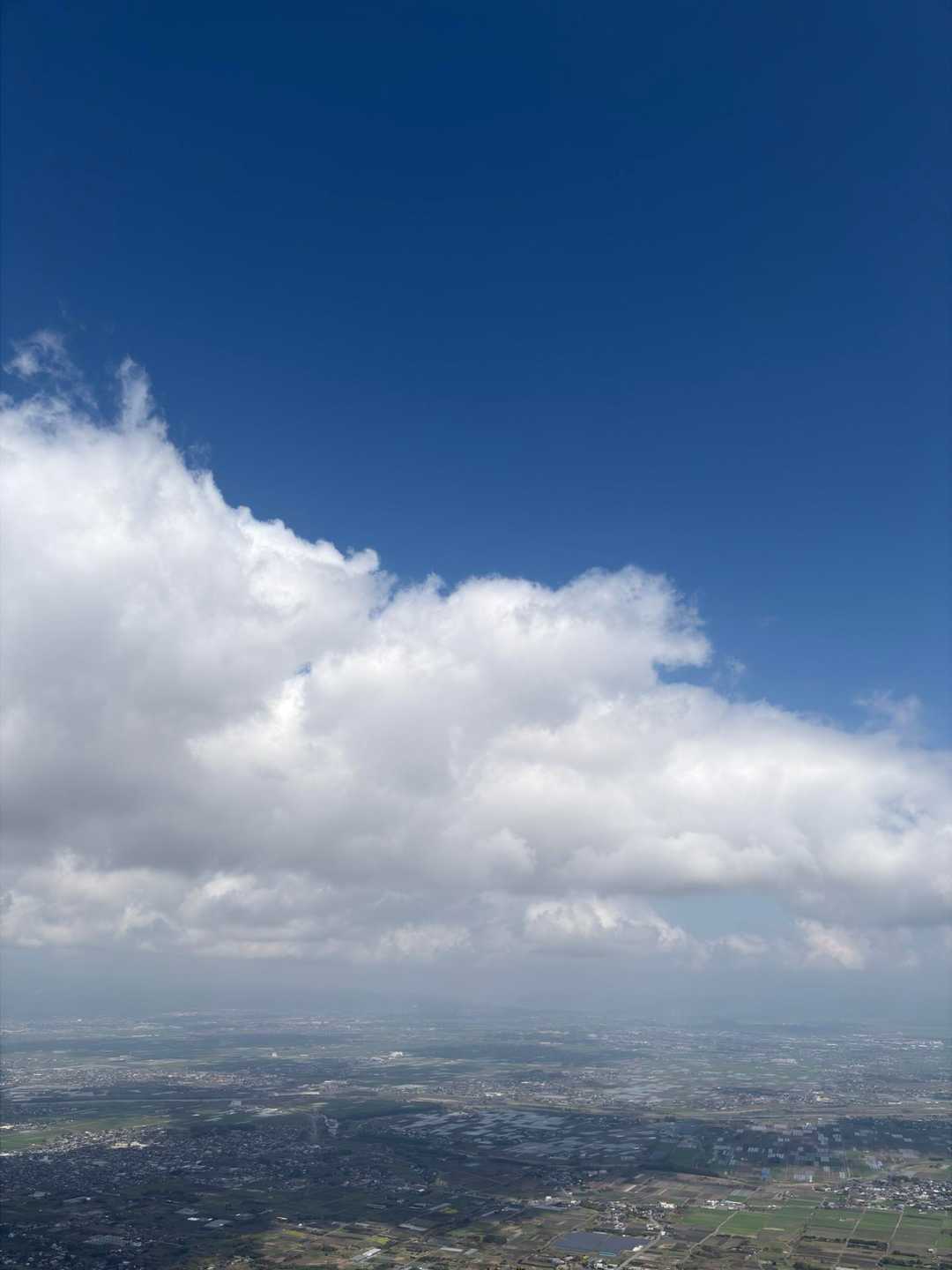 空は青かった🩵