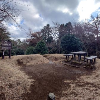 山頂全景
もっと広いと想像していました。