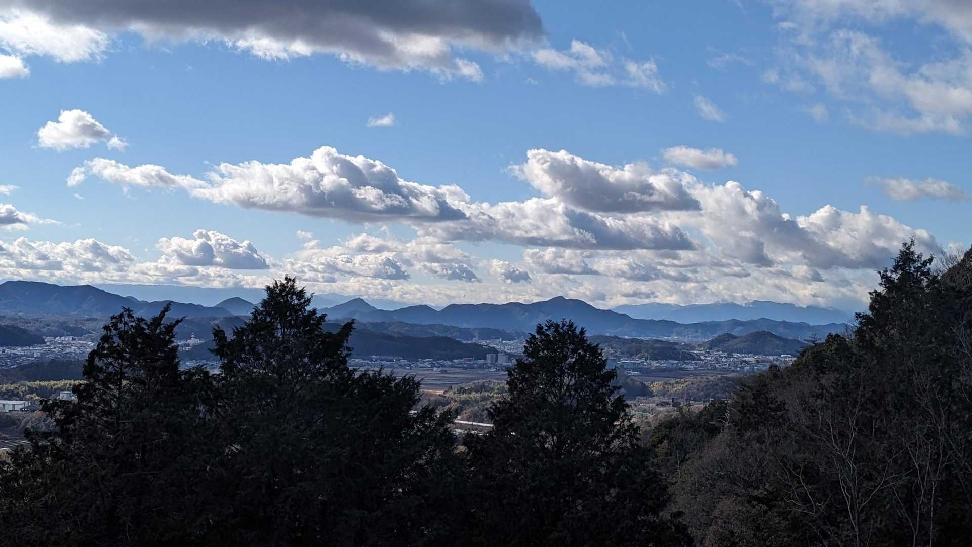 老梅山-青之木城跡-椎倉山-椎倉山登山口-黒屋山登山口-黒 往復コースの写真