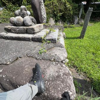 実はこれがニ足目のVibobare foot

そもそも山歩きのキッカケになってくれた相棒
たった一年でソールがすり減ってきたので、ミシュランソールを採用したこのシューズに決めた