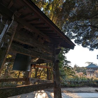 打鐘しました～Goｰｰｰｰｰｰｰｰｰnと、時計見て1分間は余韻の良い音響が続く