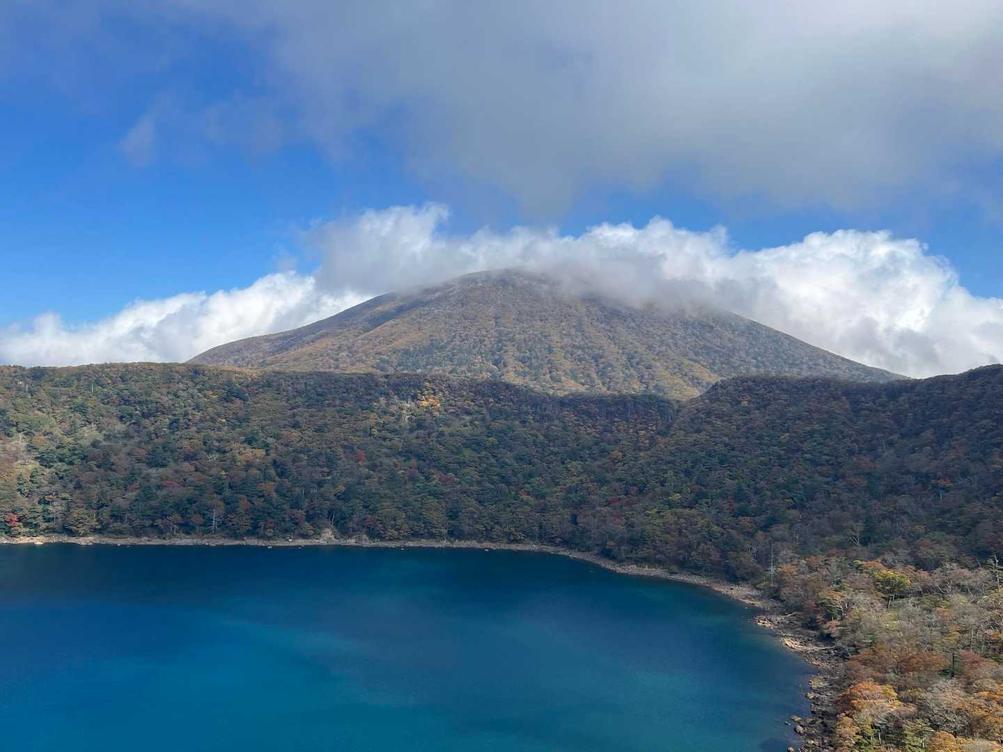 韓国岳登山口-韓国岳-大浪池-つつじヶ丘登山口-つつじヶ丘 周回コースの写真