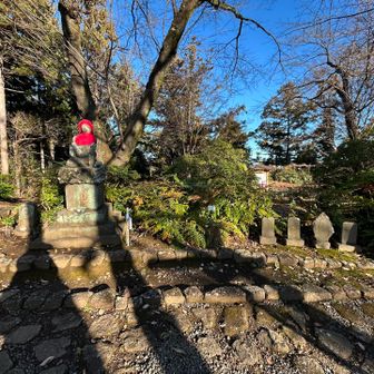 お地蔵さんと石仏群