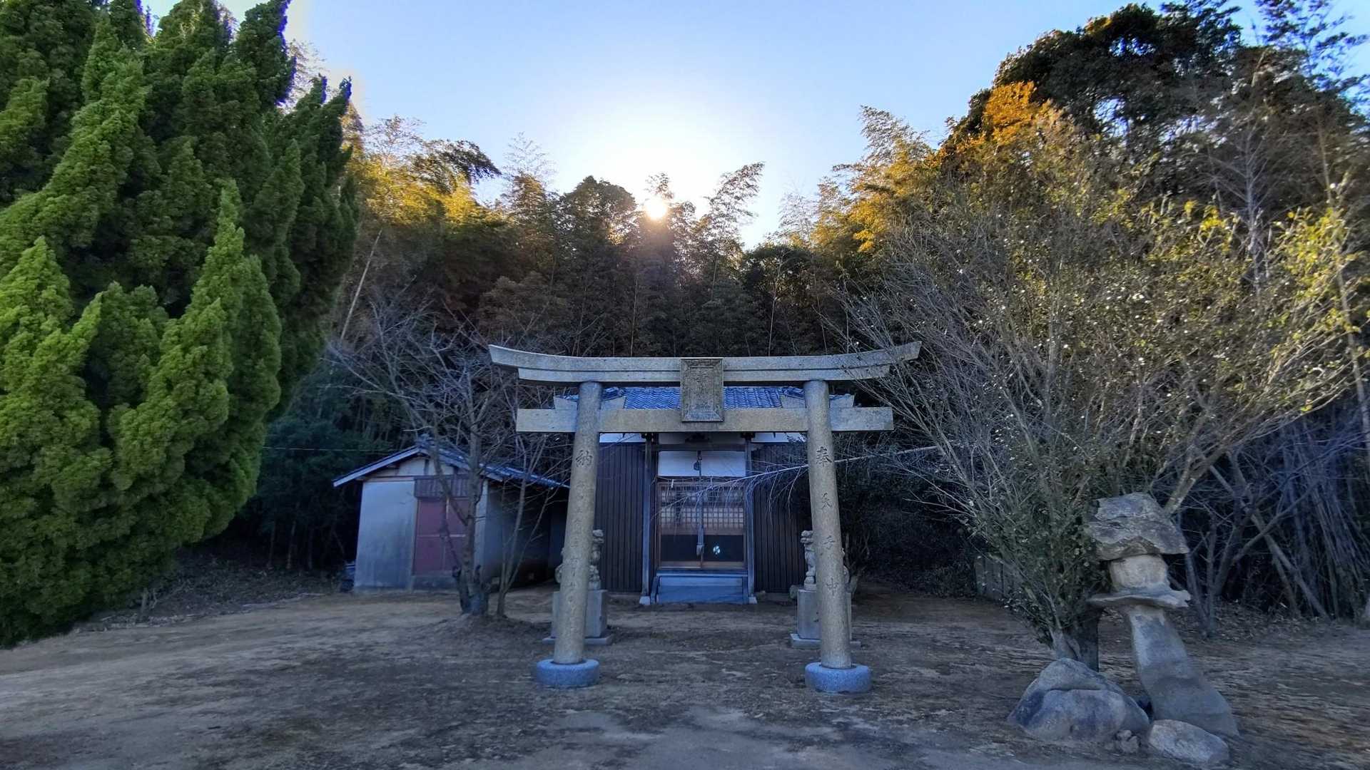 神社もたくさんある